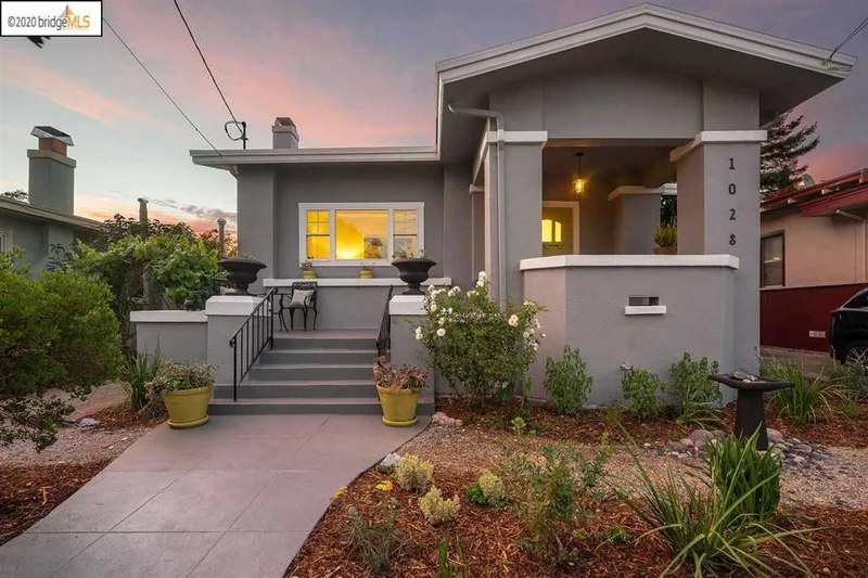 1028 Arlington Ave, Oakland, CA 94608