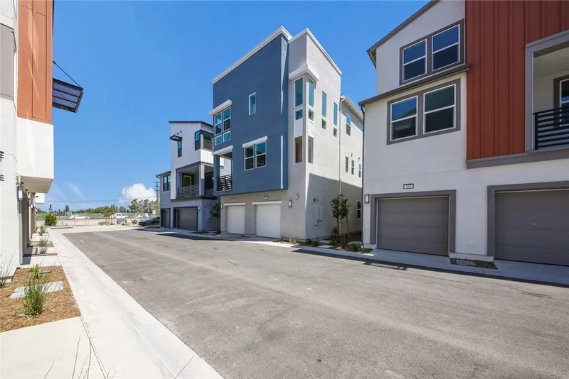 105 Fable, Irvine, CA 92618
