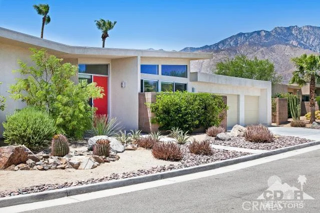 2711 Whitewater Club, Palm Springs, CA 92262