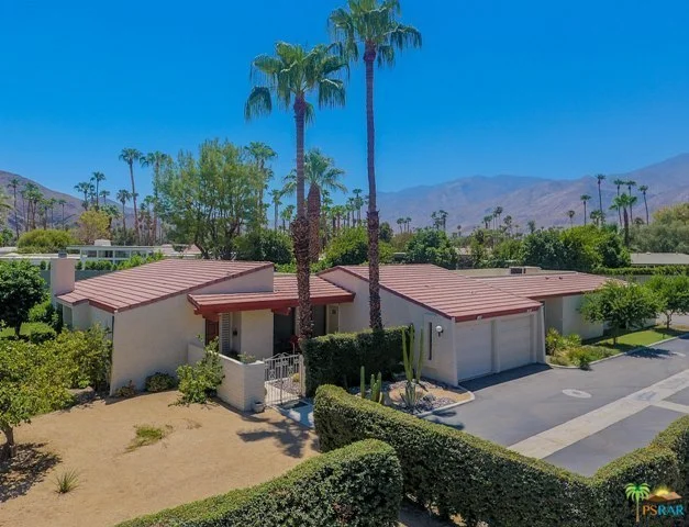 1025 La Verne, Palm Springs, CA 92264