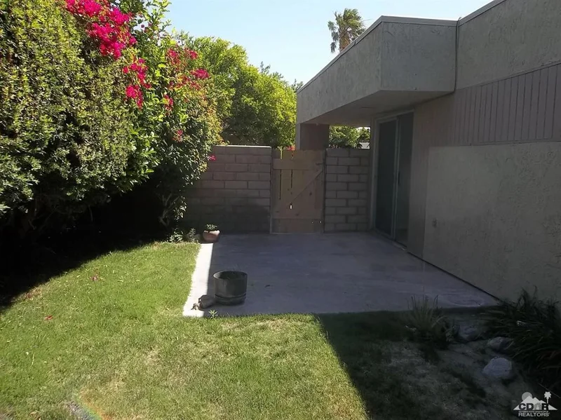 1225 Sunflower, Palm Springs, CA 92262