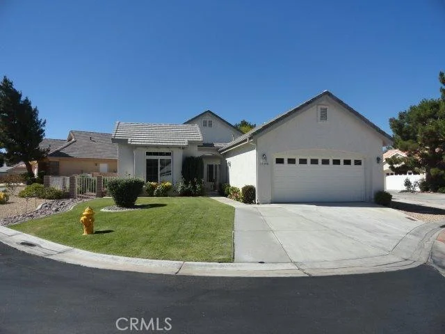 11390 Country Club, Apple Valley, CA 92308