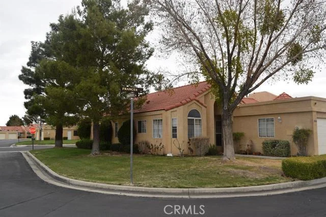 19040 Frances, Apple Valley, CA 92308