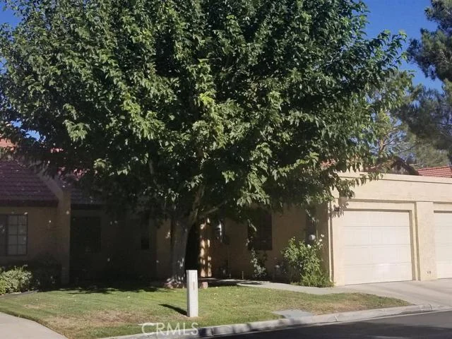 11710 Oak, Apple Valley, CA 92308