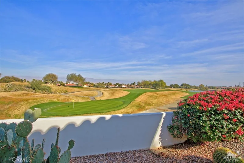 118 Loch Lomond, Rancho Mirage, CA 92270