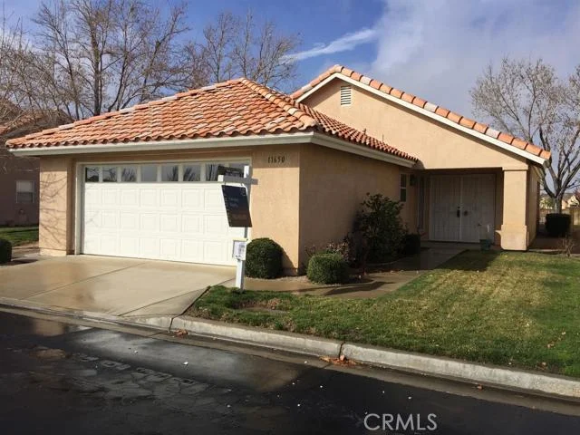 11650 Oak, Apple Valley, CA 92308