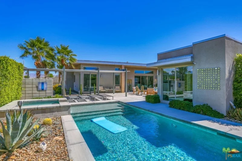 3018 Avenida Caballeros, Palm Springs, CA 92262