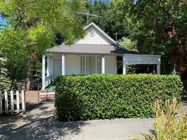1125 Byron, Palo Alto, CA 94301