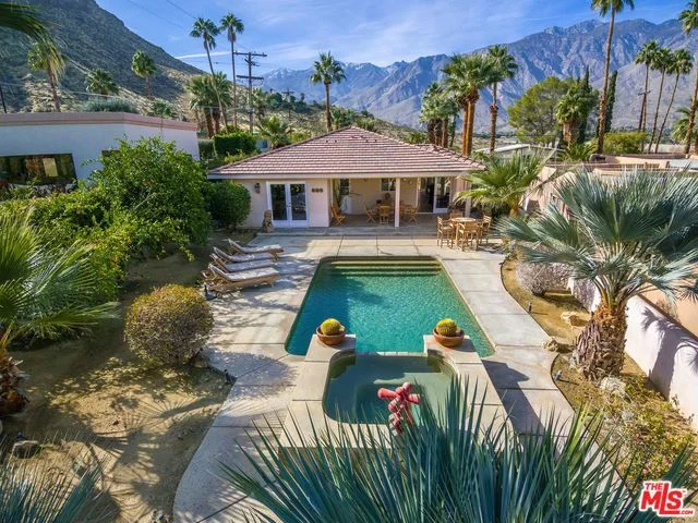 2296 Smokewood, Palm Springs, CA 92264