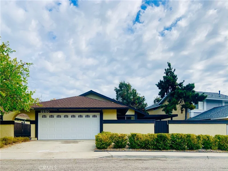 2250 Village, Escondido, CA 92026