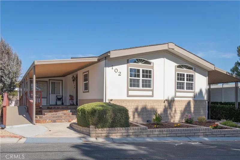 102 Via San Carlos #102, Paso Robles, CA 93446