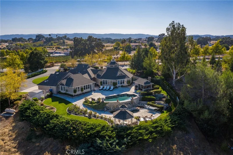 1006 Herdsman, Templeton, CA 93465