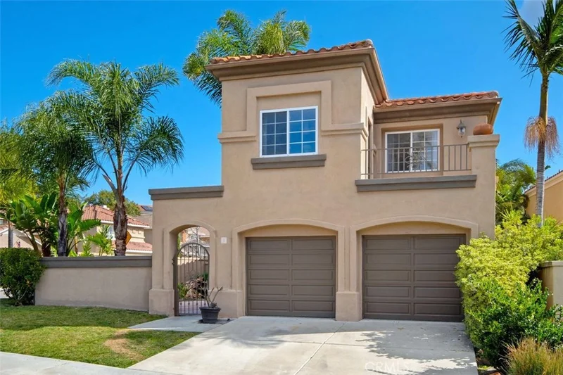 1 Cantora, Lake Forest, CA 92610