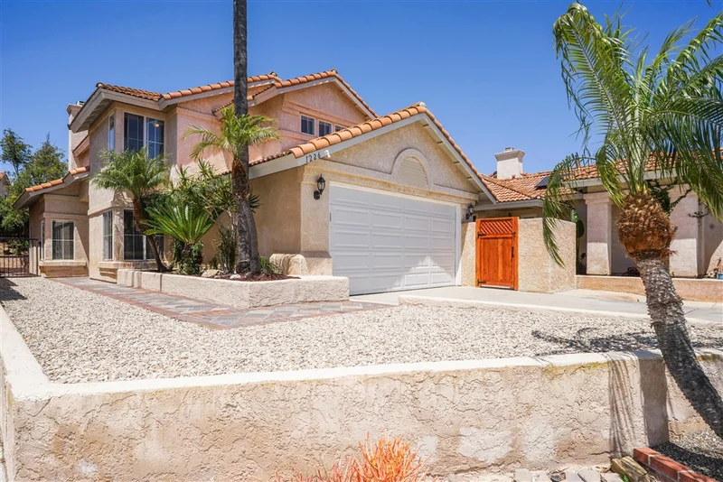 1226 Corte Cielo, San Marcos, CA 92069