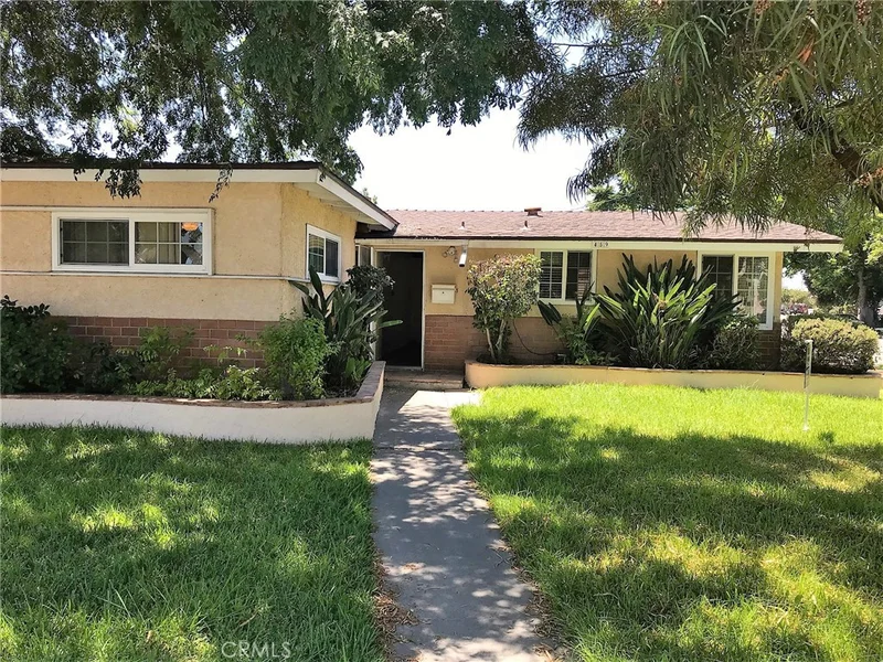 459 Linden, Anaheim, CA 92801