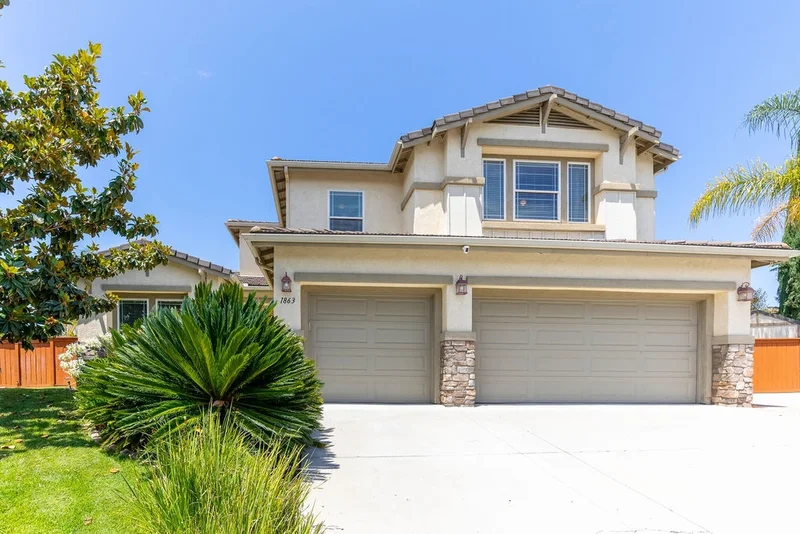1863 Lawndale Rd, El Cajon, CA 92019