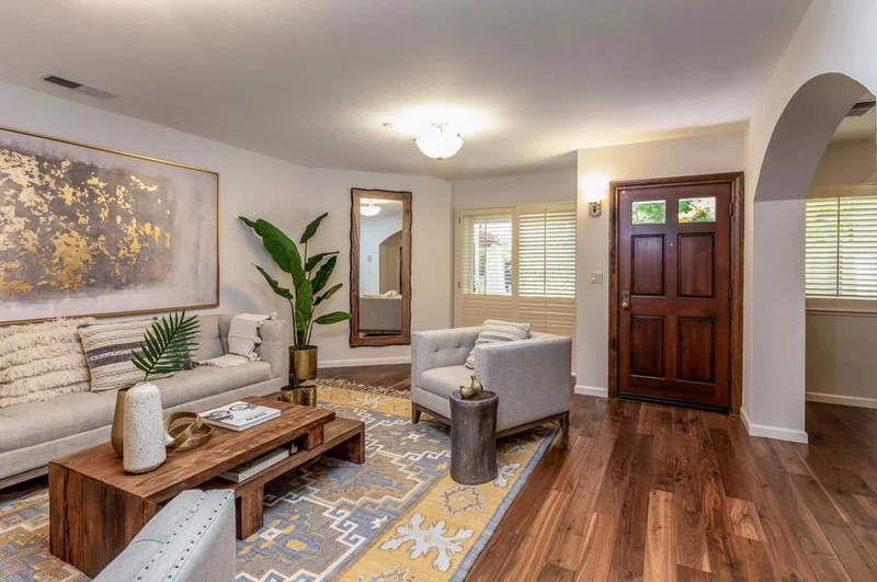 430 Lassen #3, Los Altos, CA 94022