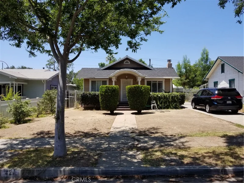 421 Carmelo, Pasadena, CA 91107