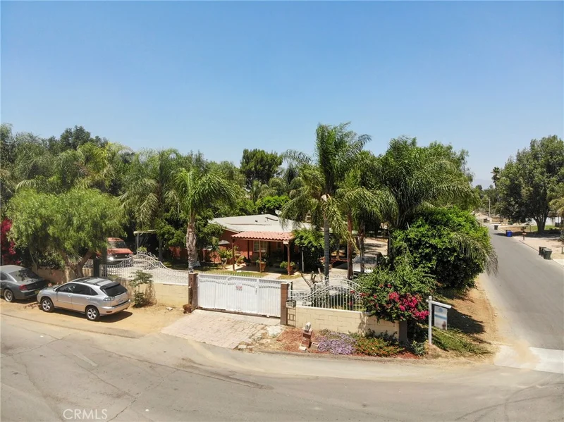 5593 Steve, Jurupa Valley, CA 92509