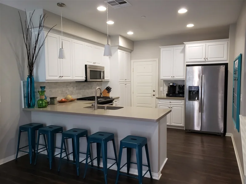 8712 Silver Moon Dr, Lakeside, CA 92040