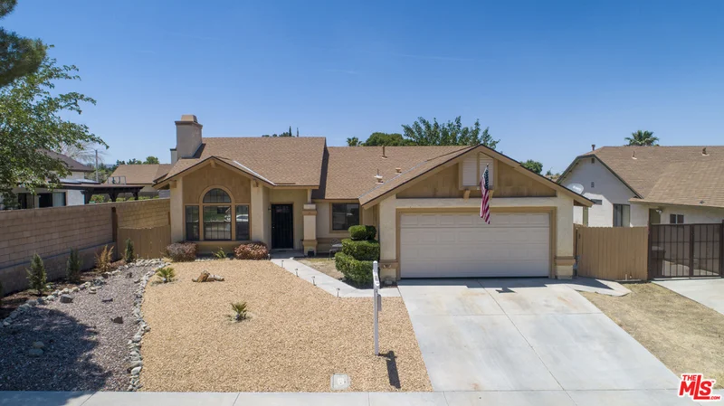 43111 Weyand, Lancaster, CA 93534