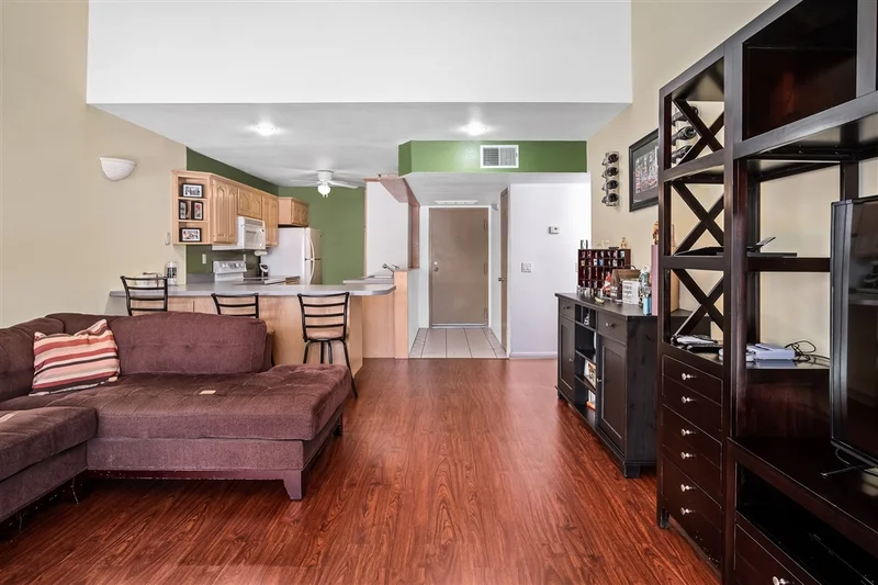 6191 Rancho Mission Rd #303, San Diego, CA 92108