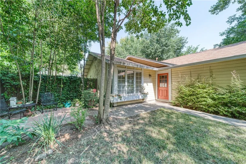 55 Sunbury, Chico, CA 95926
