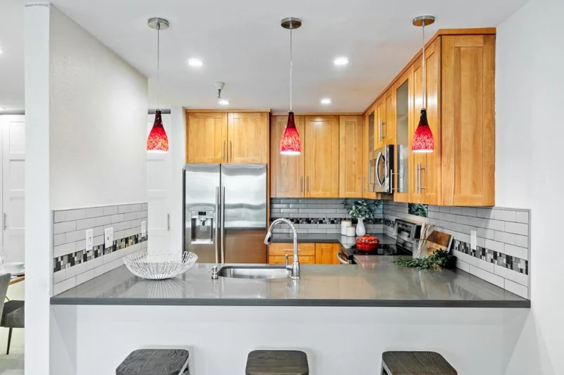 55 20th #213, San Mateo, CA 94403