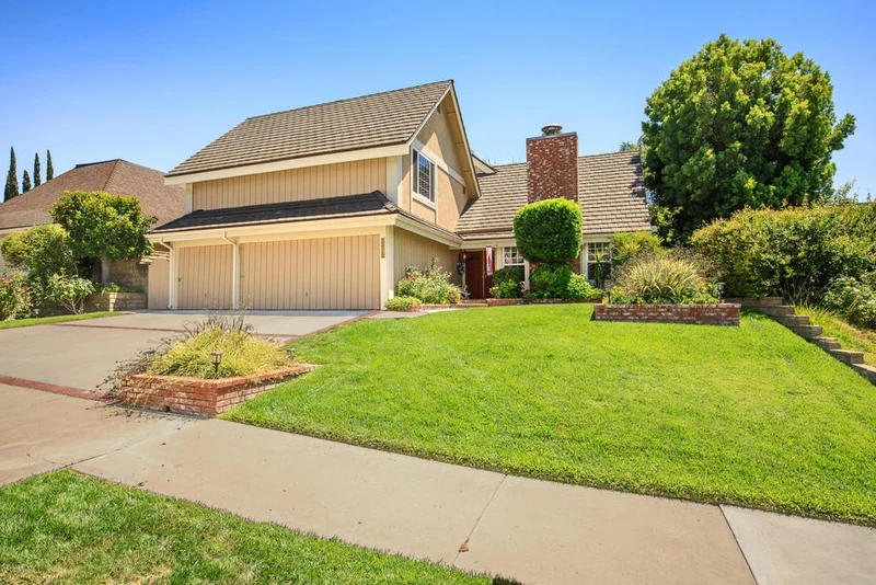 22546 Malden, West Hills, CA 91304