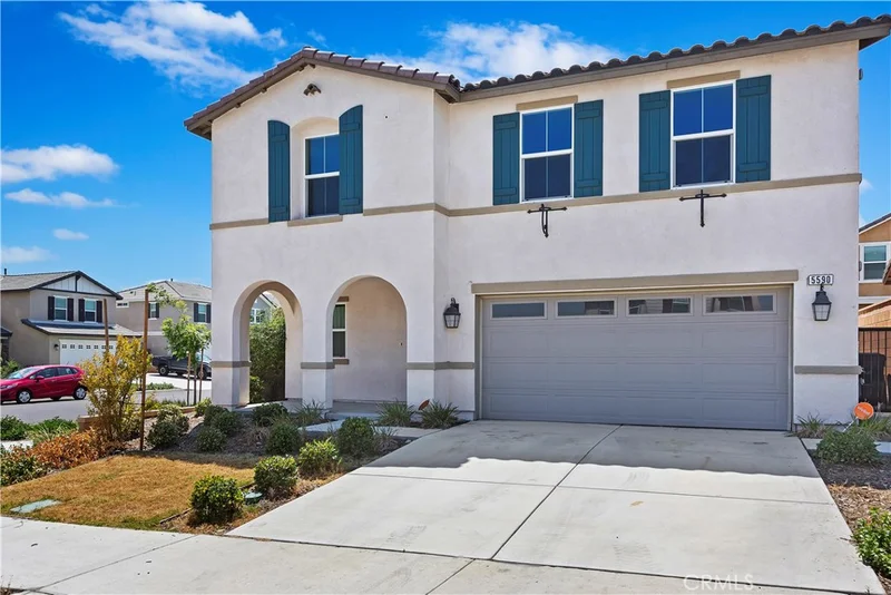 5590 Bella, Fontana, CA 92336