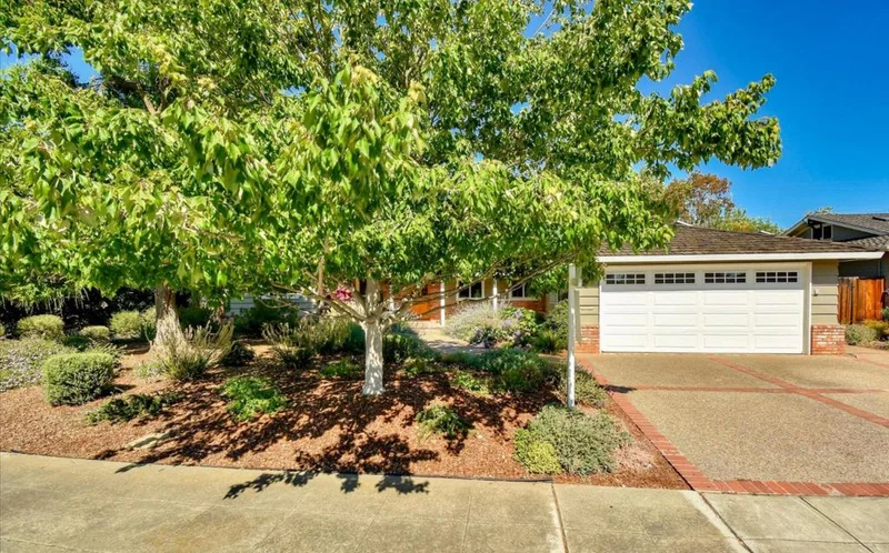 1857 Walnut, Mountain View, CA 94040