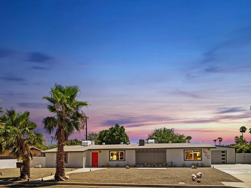 620 Desert View, Palm Springs, CA 92264