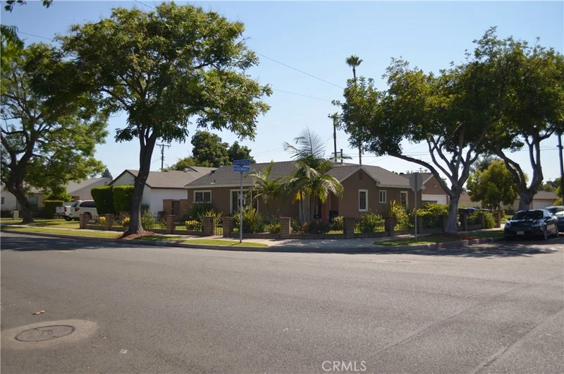 11905 Orr And Day, Norwalk, CA 90650