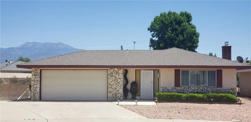 860 Malaga, Hemet, CA 92543
