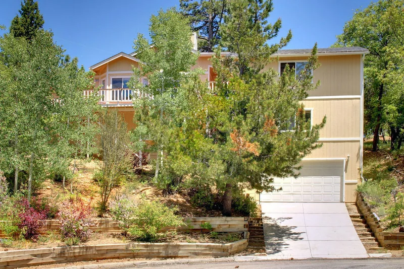 453 Sun Crest, Big Bear, CA 92314