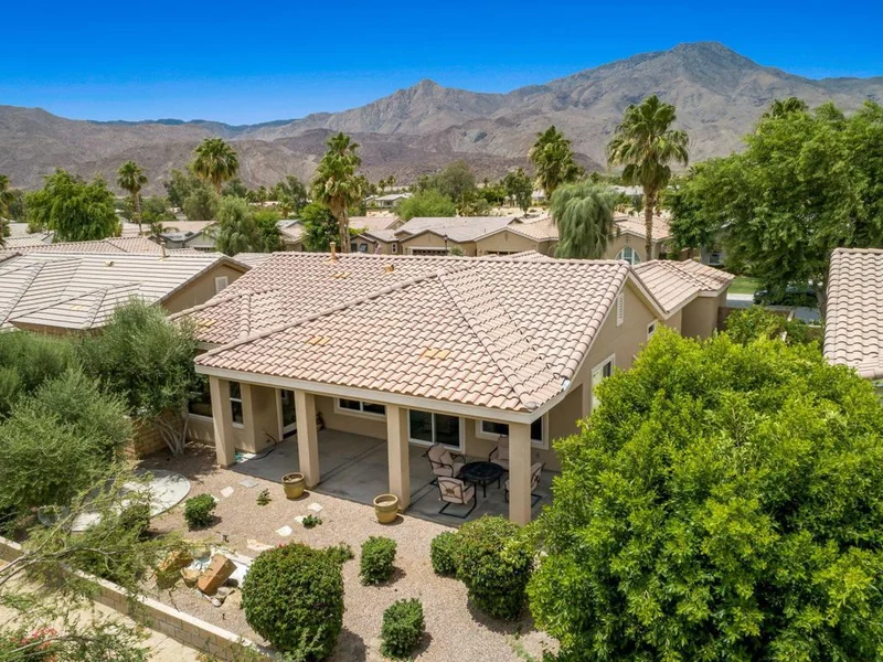 61524 Topaz, La Quinta, CA 92253