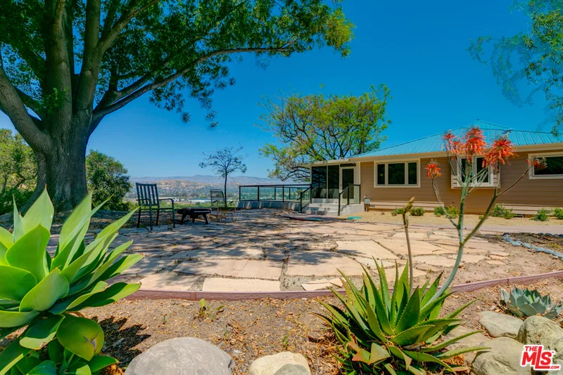 18450 Mountain, Santa Paula, CA 93060