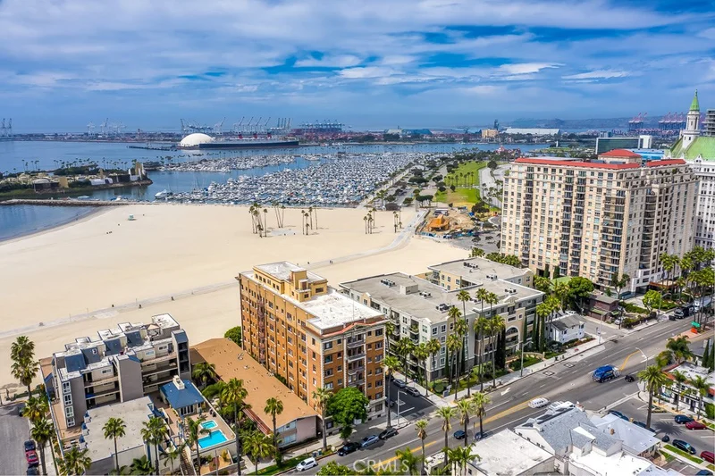 1030 Ocean #210, Long Beach, CA 90802