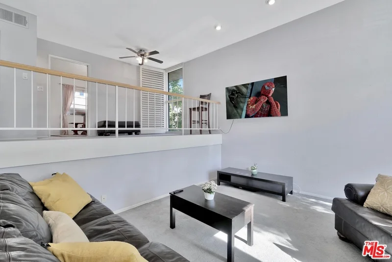 9000 Vanalden #101, Northridge, CA 91324