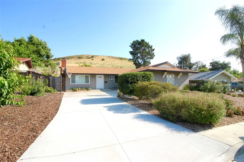 12533 Buckskin Trl, Poway, CA 92064