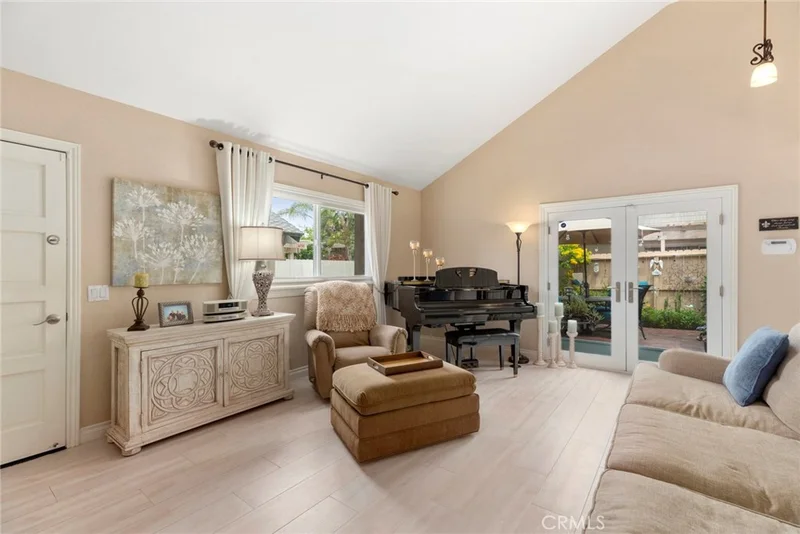 22951 Caminito Rio #187, Laguna Hills, CA 92653