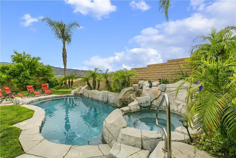 10244 Icefield, Corona, CA 92883