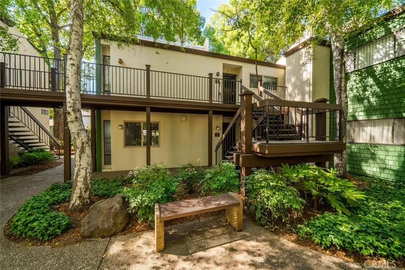 555 Vallombrosa #1, Chico, CA 95926