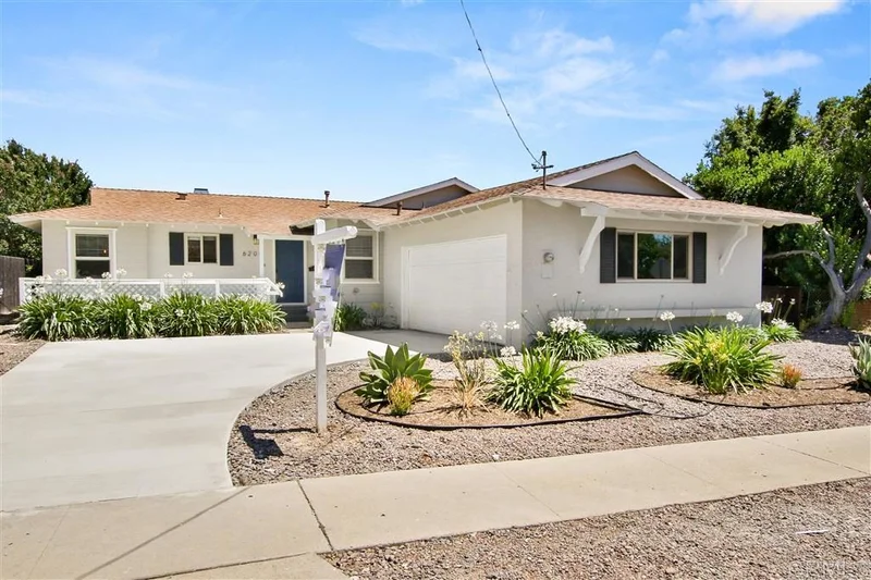 6205 Broadmoor, La Mesa, CA 91942