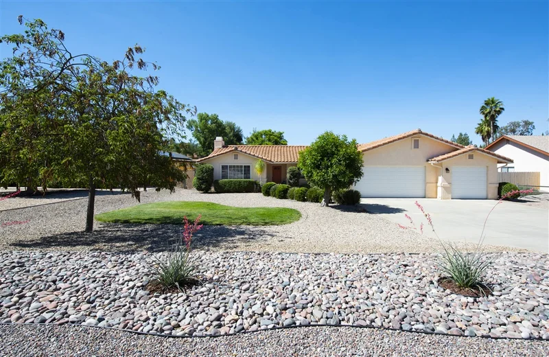 25265 Kerri Ln, Ramona, CA 92065