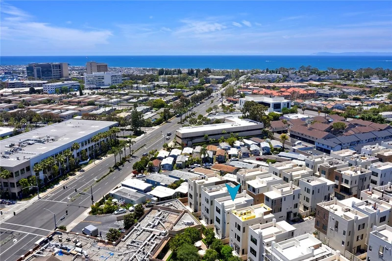 85 Ebb Tide, Newport Beach, CA 92663