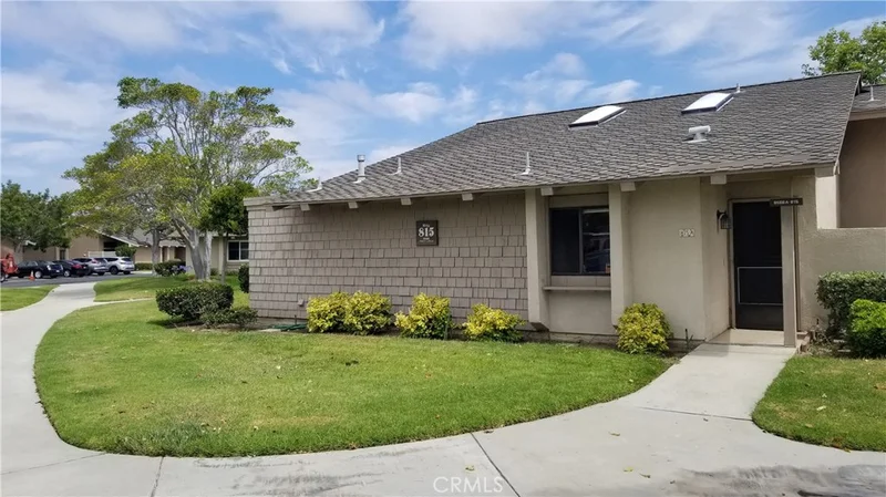 8566 Trinity #815 A, Huntington Beach, CA 92646