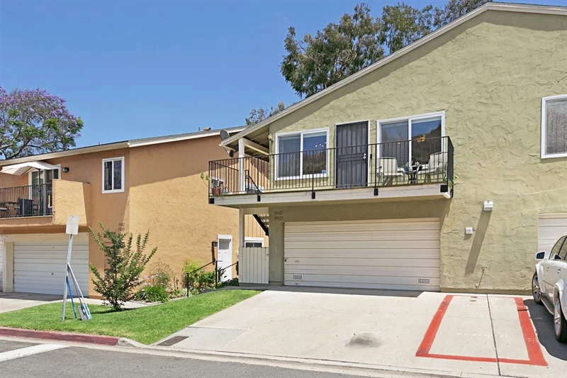10421 Caminito Rimini, San Diego, CA 92129