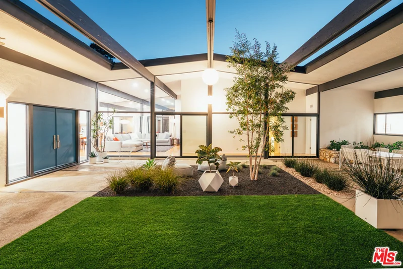 29927 Avenida Anillo, Rancho Palos Verdes, CA 90275