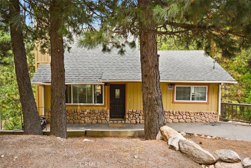 297 Fairway, Lake Arrowhead, CA 92352